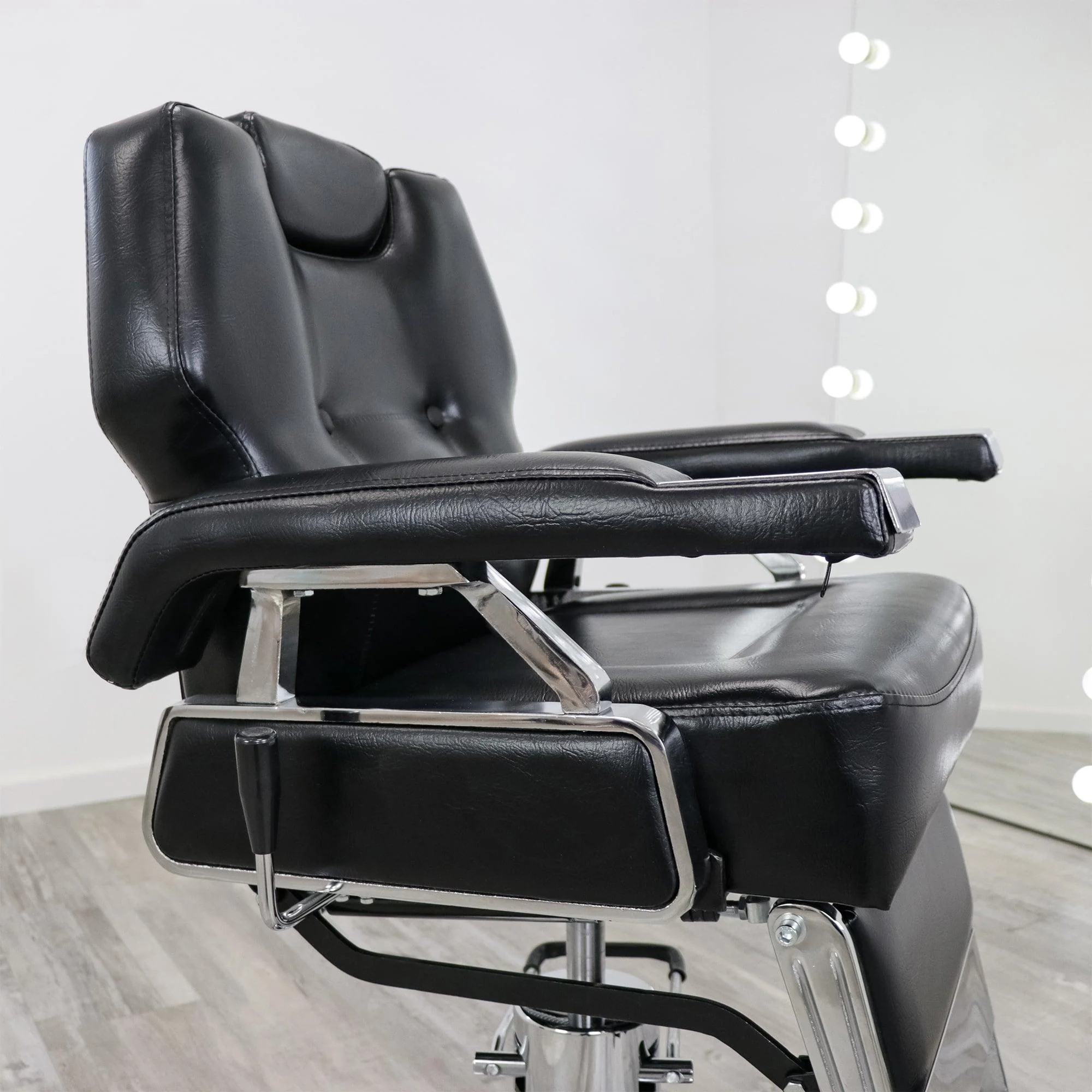 Economic Barber Chair - Image 6