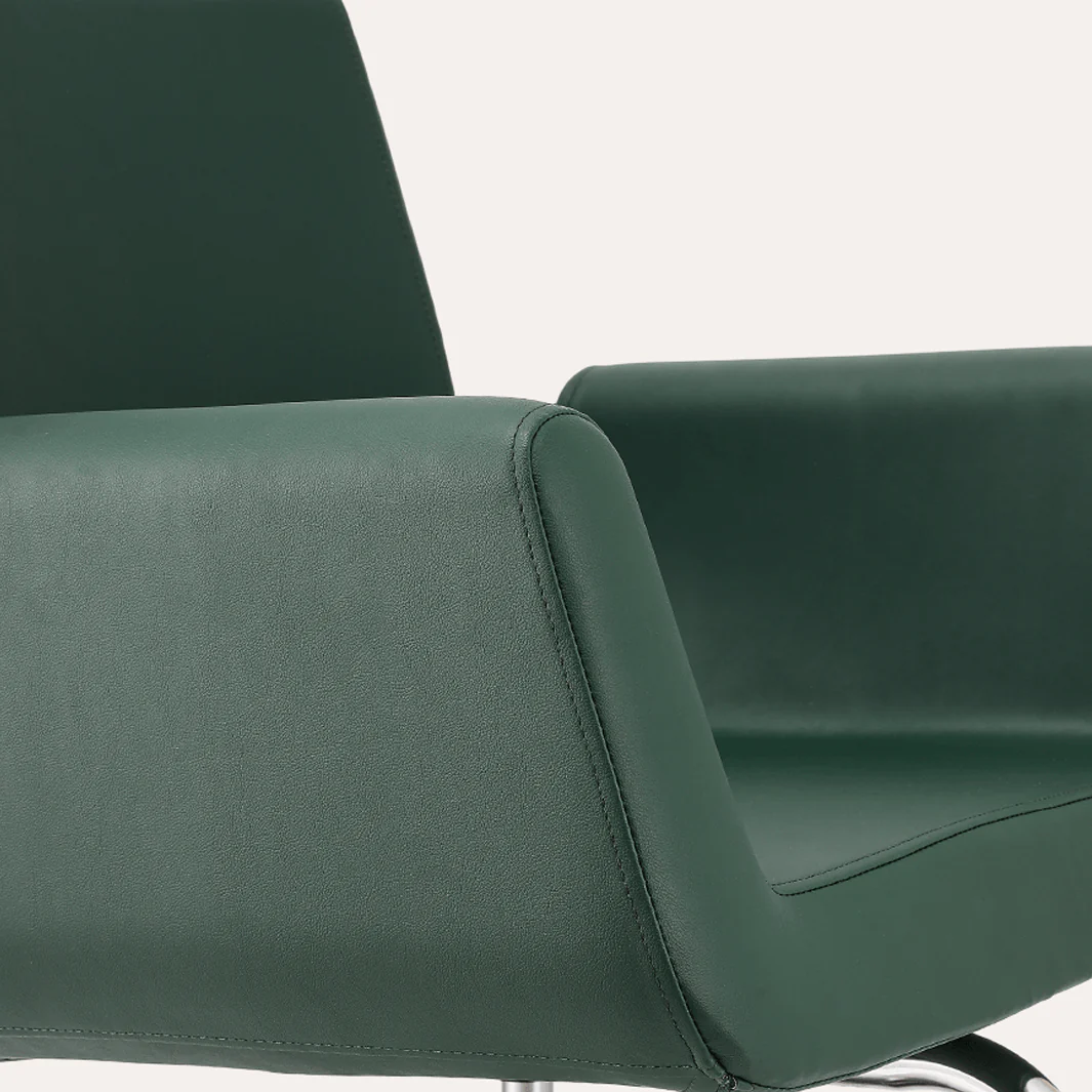 Illusion Salon Chair - Image 66
