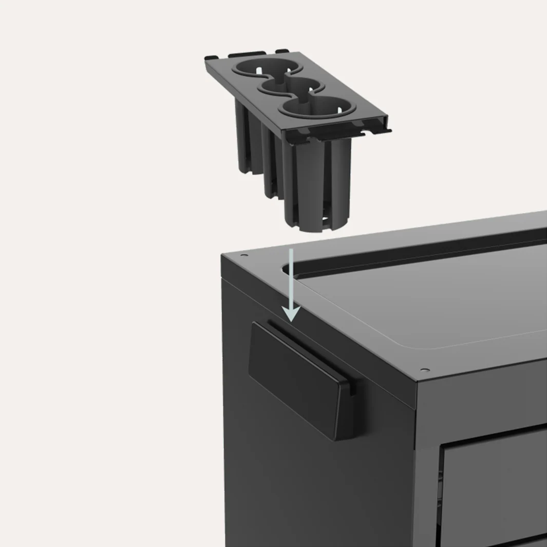 Lockable Metal Trolley - Image 11