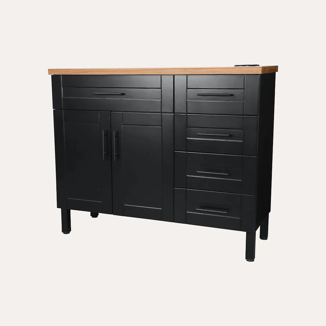 Midtown Styling Station - Image 14
