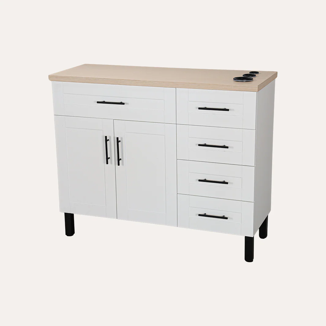 Midtown Styling Station - Image 22