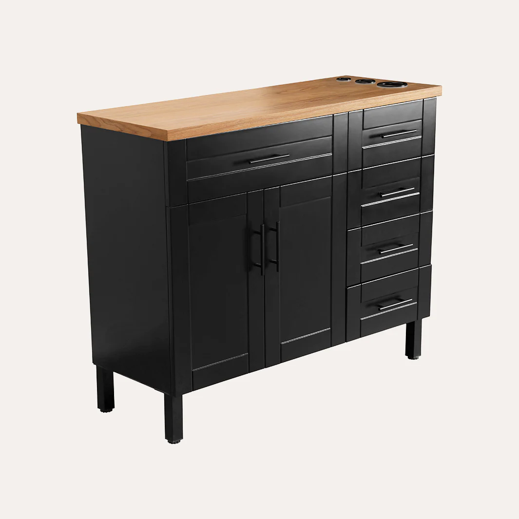 Midtown Styling Station - Image 4