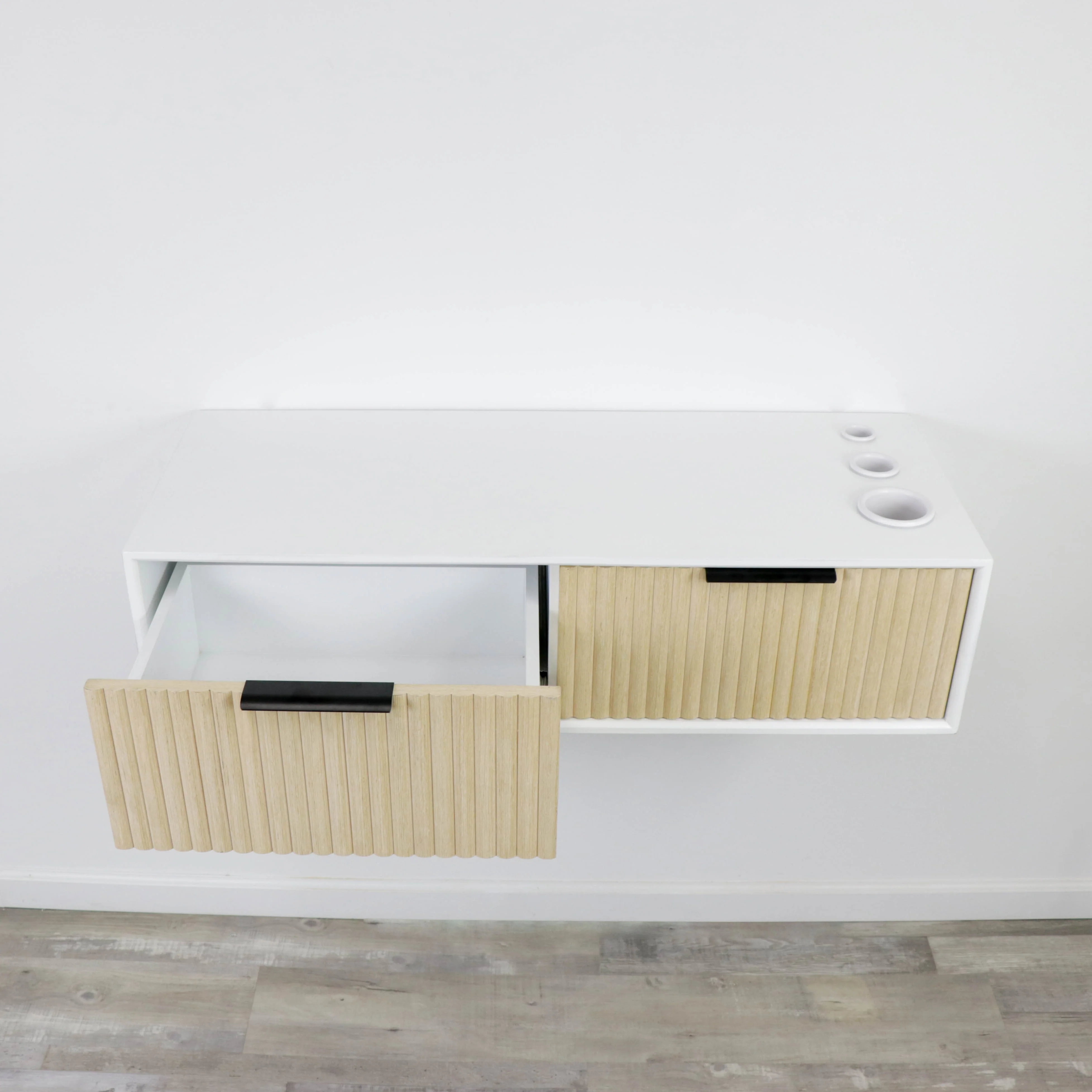 Nouveau Tambour Wall Mounted Station - Image 16
