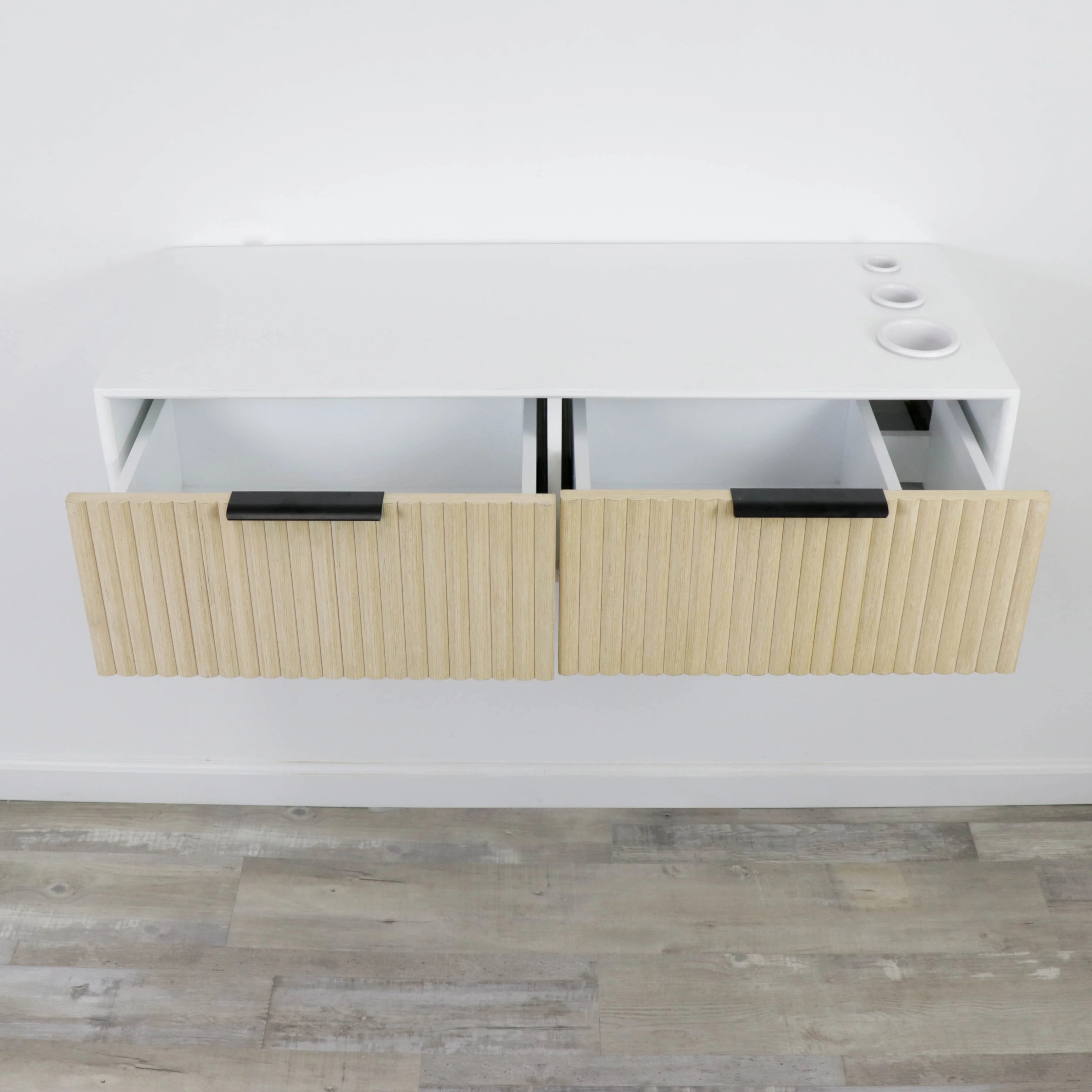 Nouveau Tambour Wall Mounted Station - Image 31