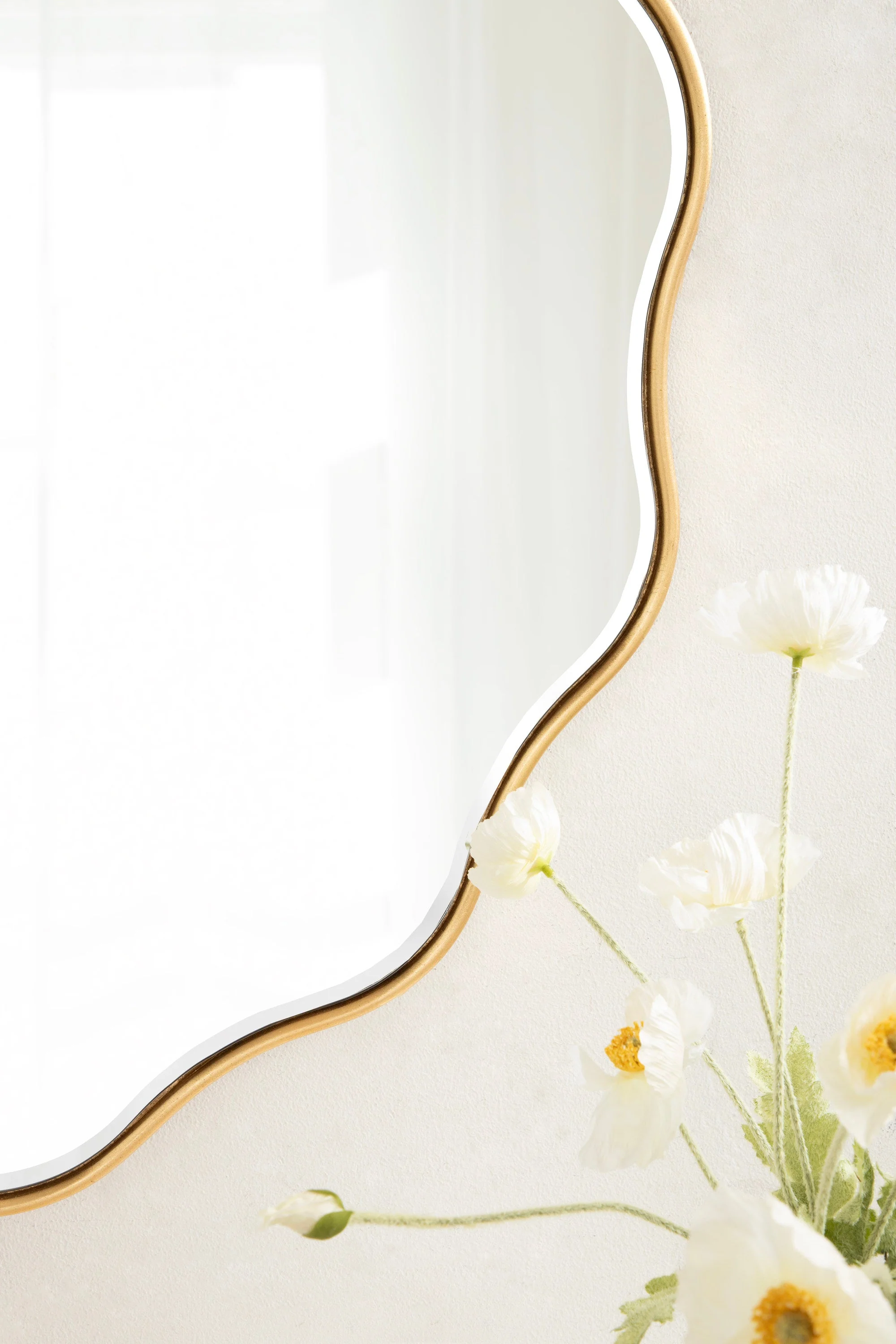 Viona Round Scalloped Mirror - Image 23